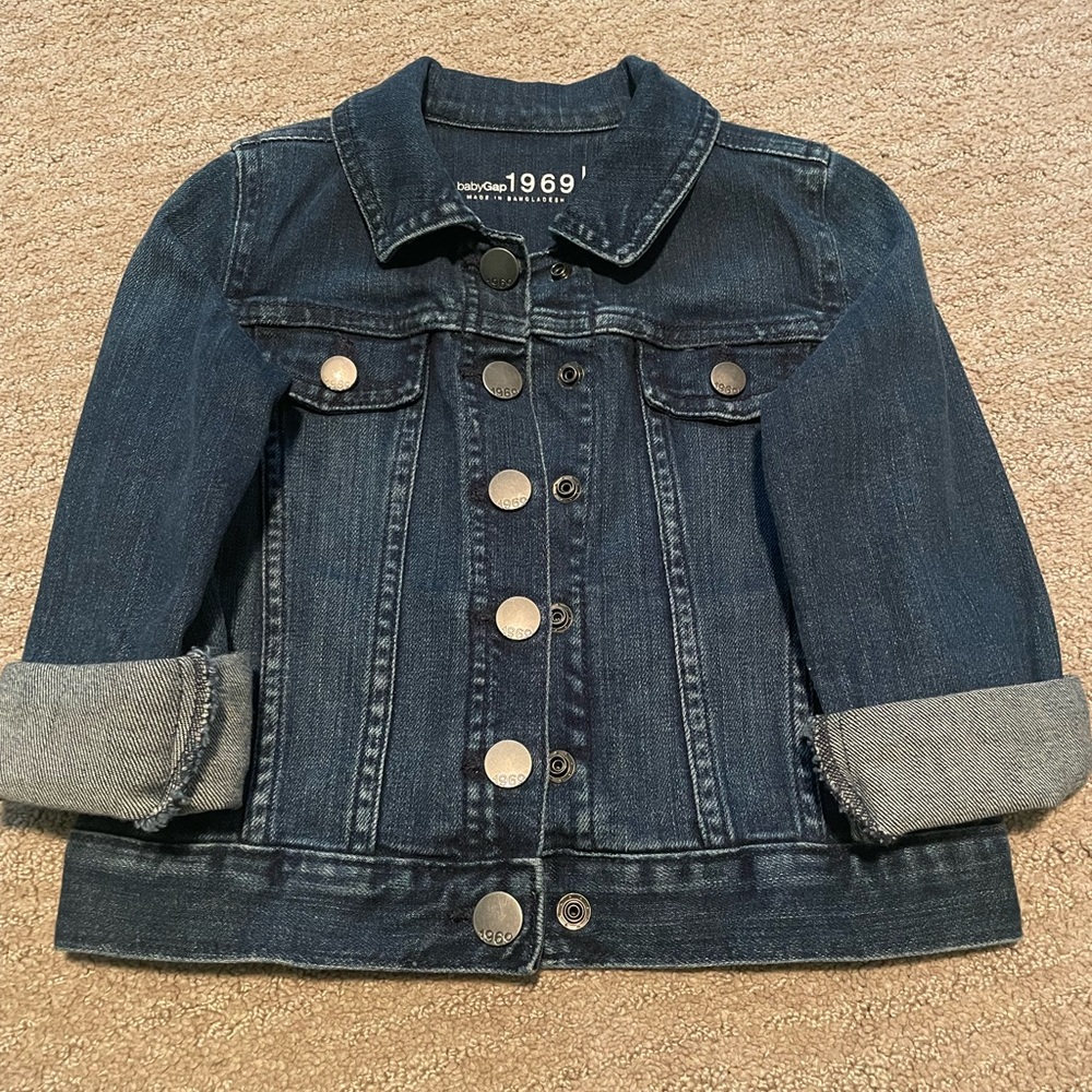 BabyGap Jean Jacket - 4T - Like New
